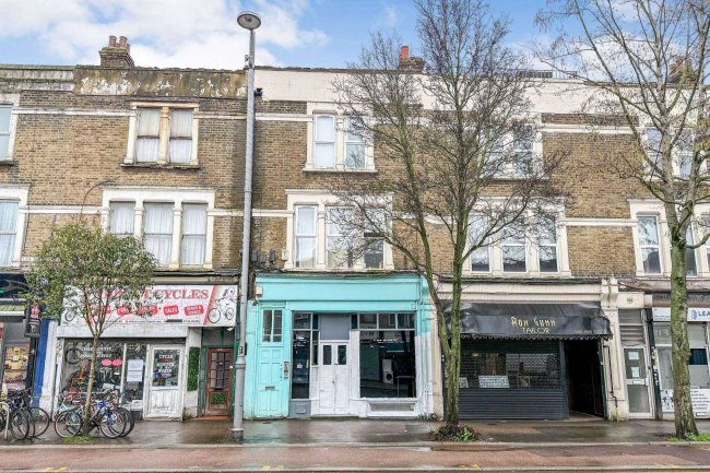 400 Lea Bridge Road, London E10 7DY 7