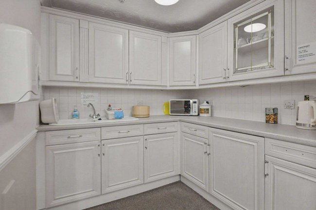 33 Spalding Court, Cedar Avenue, Chelmsford, CM1 2UZ 5