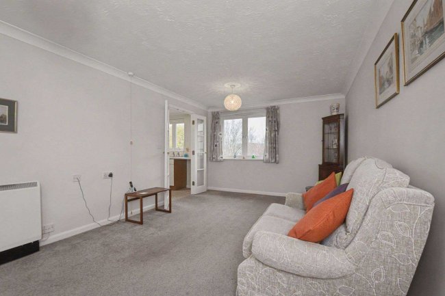 33 Spalding Court, Cedar Avenue, Chelmsford, CM1 2UZ 5