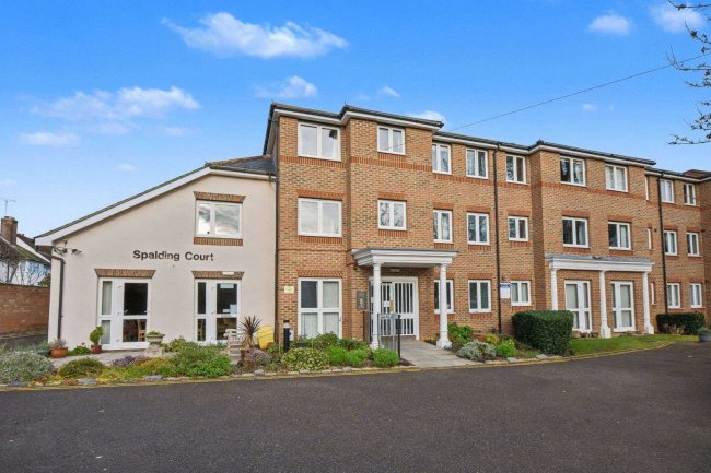 33 Spalding Court, Cedar Avenue, Chelmsford, CM1 2UZ 5