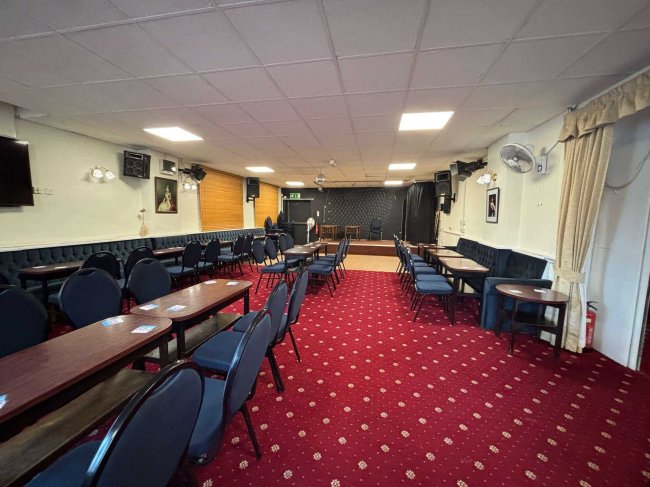 Mossley Central Conservative Club, 6-8 Mountain Street, Mossley, Ashton-Under-Lyne OL5 0EY 8