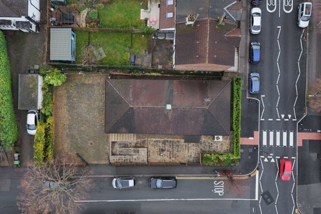 16 Hill Road, Carshalton, Sutton, SM5 3RA 2