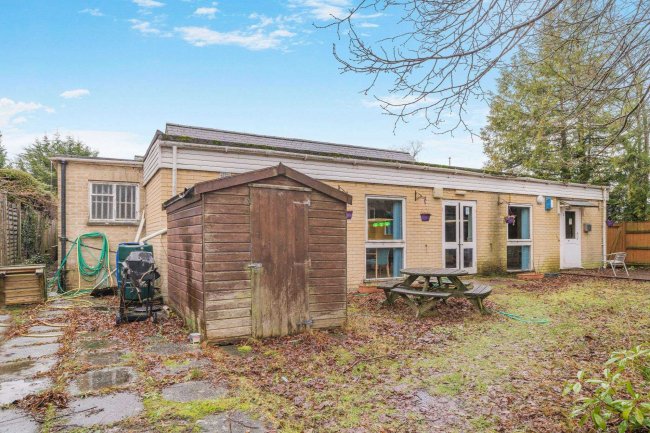 Broadstone Social Club, Tudor Road, Broadstone, BH18 8AW 1