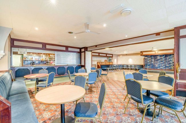 Broadstone Social Club, Tudor Road, Broadstone, BH18 8AW 1