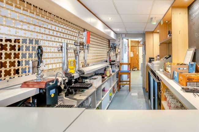 Wyndham Social Club, Harbour Road, Barry, CF62 5RZ 5