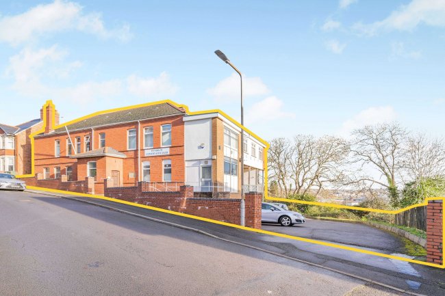 Wyndham Social Club, Harbour Road, Barry, CF62 5RZ 5