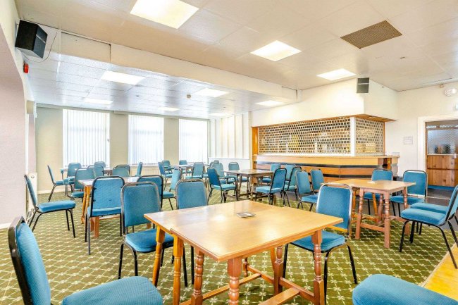 Wyndham Social Club, Harbour Road, Barry, CF62 5RZ 5