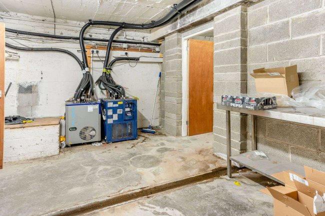 Wyndham Social Club, Harbour Road, Barry, CF62 5RZ 5