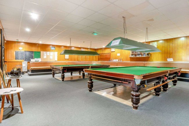 Wyndham Social Club, Harbour Road, Barry, CF62 5RZ 5