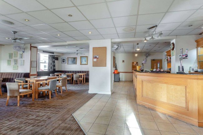 Dawlish Social Club, 24-26 Park Road, Dawlish EX7 9LH 8