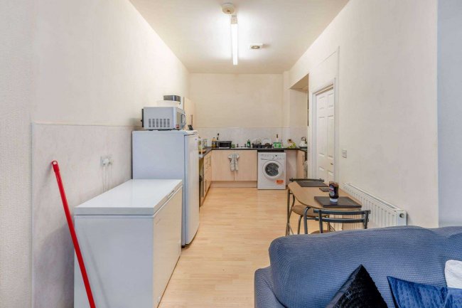 Dawlish Social Club, 24-26 Park Road, Dawlish EX7 9LH 8