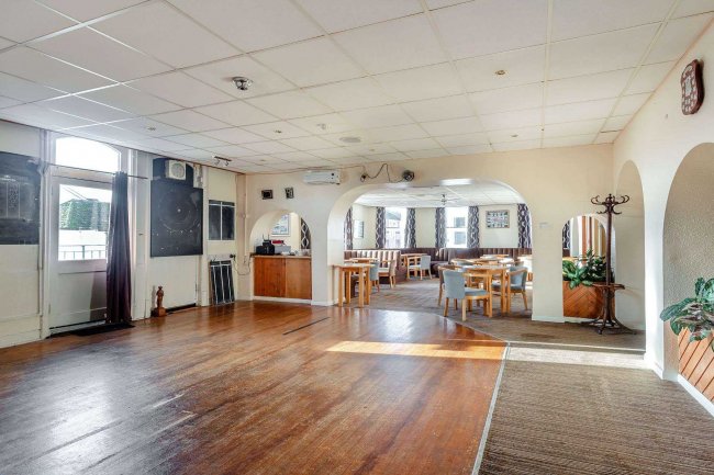 Dawlish Social Club, 24-26 Park Road, Dawlish EX7 9LH 8