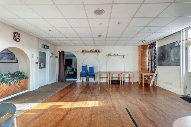 Dawlish Social Club, 24-26 Park Road, Dawlish EX7 9LH 8