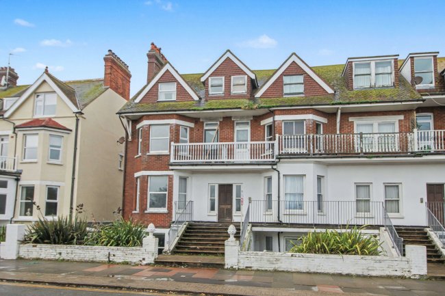Flat 8, 77 - 78 Royal Parade, Eastbourne, BN22 7AF 7