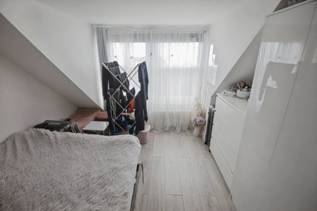 Flat 8, 77 - 78 Royal Parade, Eastbourne, BN22 7AF 7