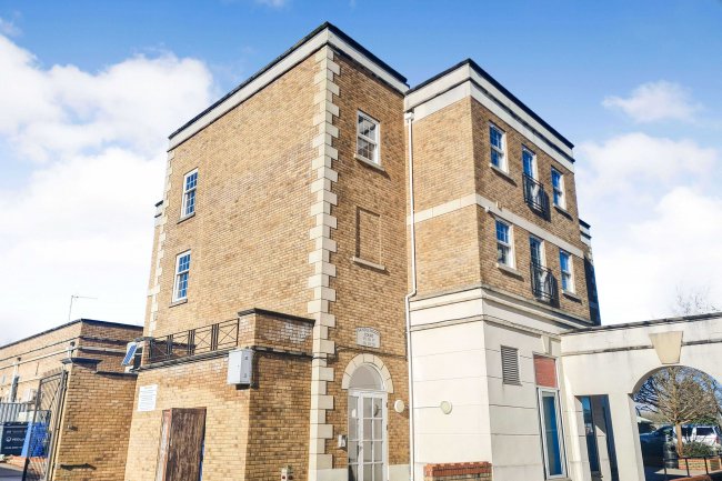 15 Sandlewood Court, Barming, Maidstone, Kent, ME16 0ZG 1