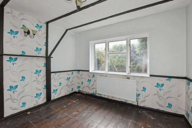 108 Magpie Hall Lane, Bromley BR2 8JG 8