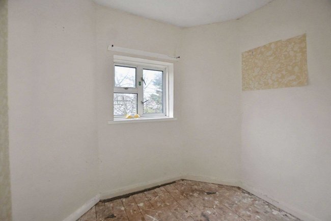 108 Magpie Hall Lane, Bromley BR2 8JG 8