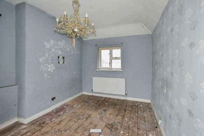 108 Magpie Hall Lane, Bromley BR2 8JG 8