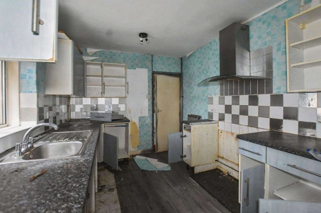 108 Magpie Hall Lane, Bromley BR2 8JG 8