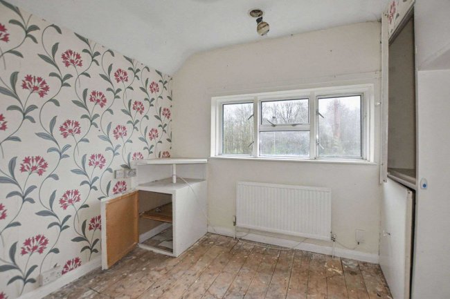 108 Magpie Hall Lane, Bromley BR2 8JG 8