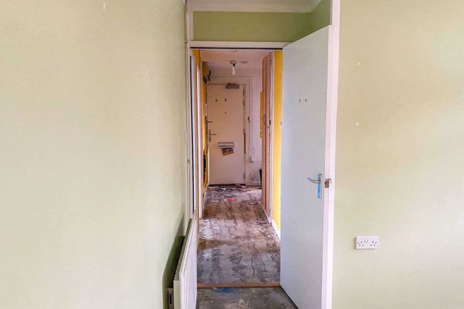 Flat 165 Henson Park, Chard, TA20 1NL 10