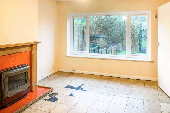 1 Kale Street, Batcombe, Shepton Mallet, BA4 6AD 1