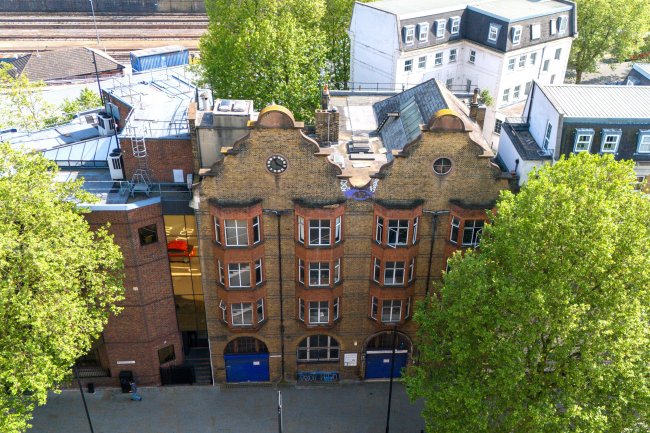 5 Westminster Bridge Road, Southwark, London SE1 7XW 2