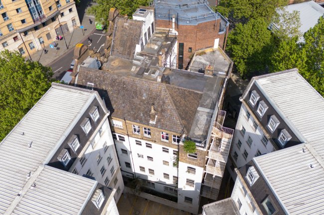 5 Westminster Bridge Road, Southwark, London SE1 7XW 2