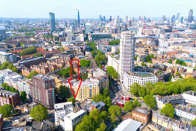 5 Westminster Bridge Road, Southwark, London SE1 7XW 2