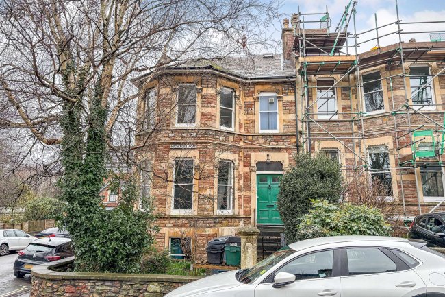10 Hughenden Road, Clifton, Bristol, Avon, BS8 2TT 2
