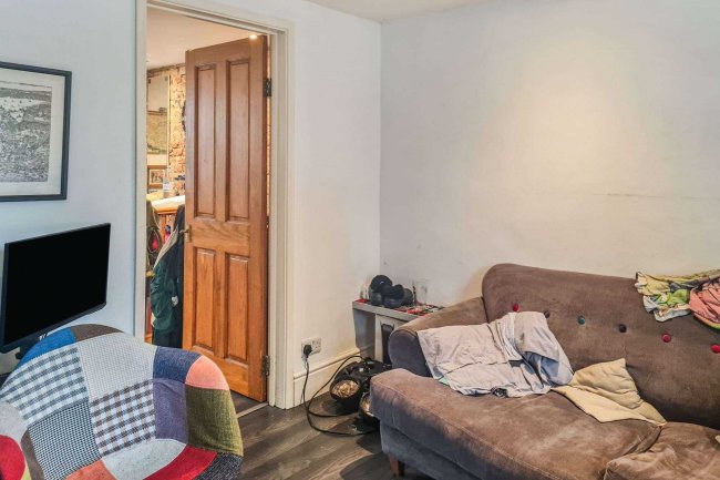 43 Sandling Road, Maidstone, Kent ME14 2RH 4