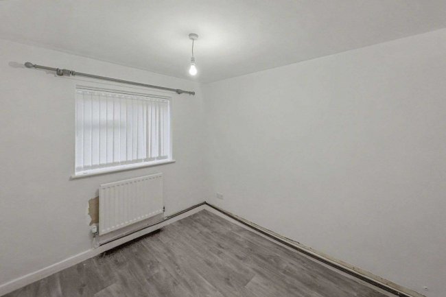 Flat 31 Hanover Way, Windsor, SL4 5NN 10