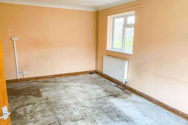 90 Monmouth Road, Yeovil, Somerset, BA21 5NW 10