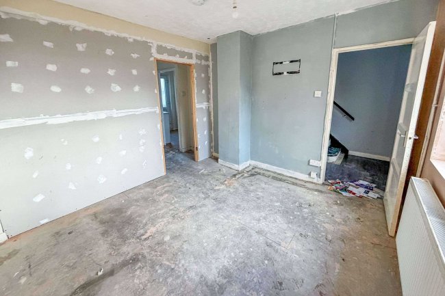 22 Brooklands, Brinkworth, Chippenham, Wiltshire, SN15 5BA 5