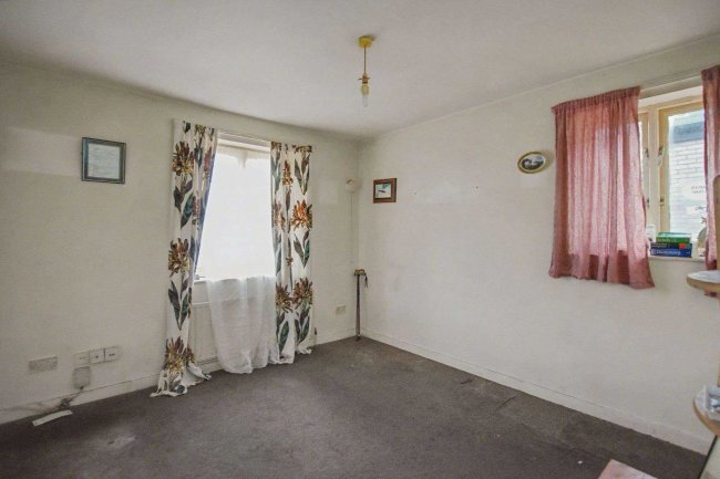 Flats 1-4, 1-3 Hampden Road, Tottenham, London N17 0AY 3