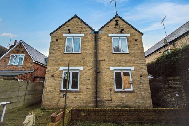 Flats 1-4, 1-3 Hampden Road, Tottenham, London N17 0AY 3