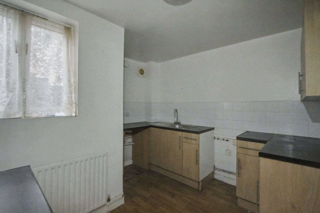 Flats 1-4, 1-3 Hampden Road, Tottenham, London N17 0AY 3