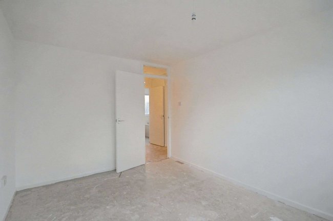 43 Joys Road, Three Legged Cross, Wimborne, Dorset, BH21 6SJ 7