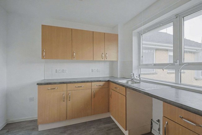 43 Joys Road, Three Legged Cross, Wimborne, Dorset, BH21 6SJ 7