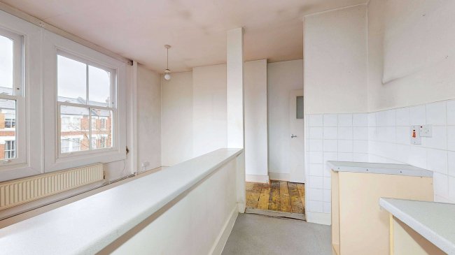 17F St Helens Gardens, North Kensington, London, W10 6LW 5