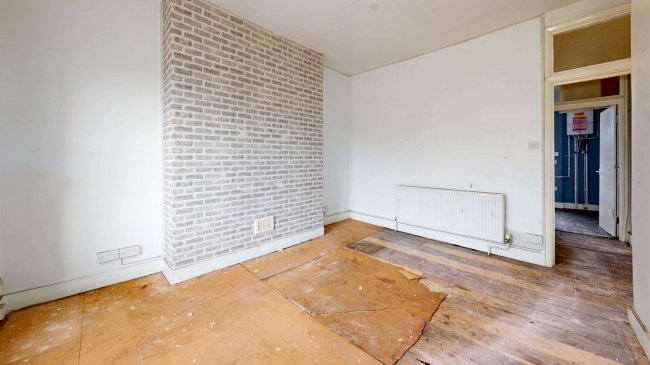 Flat C, 32 Albion Road, Stoke Newington, London, N16 9PH 6