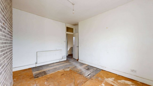 Flat C, 32 Albion Road, Stoke Newington, London, N16 9PH 6