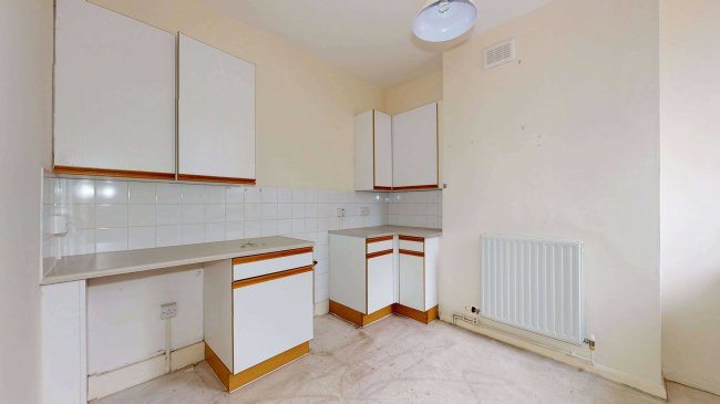 Flat A, 102 Midmoor Road, Balham, London, SW12 0ET 5