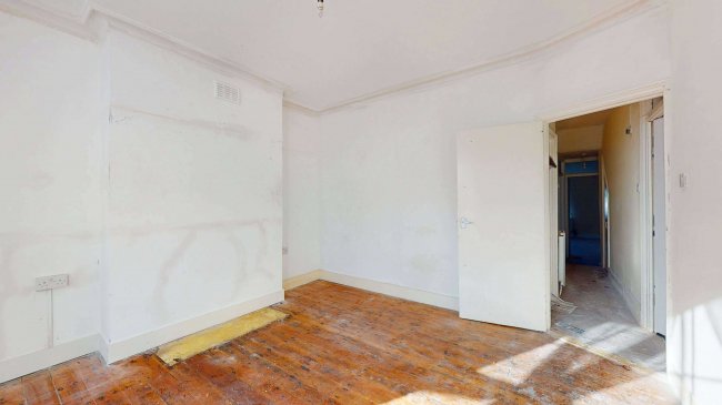 Ground Floor Flat and Flat A, 114 Midmoor Road, Balham, London, SW12 0ET 1