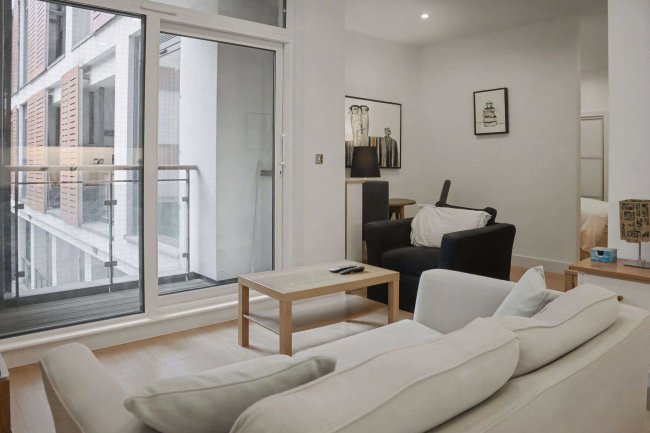 Flat 59, 3 Cornell Square, Nine Elms, London, SW8 2ER 3