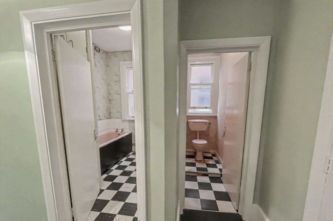 31b Earlsfield Road, Wandsworth, London SW18 3DB 2