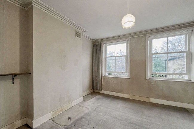 31b Earlsfield Road, Wandsworth, London SW18 3DB 2