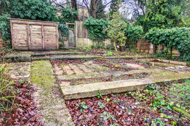 76 Five Stiles Road, Marlborough, Wiltshire, SN8 4BE 3