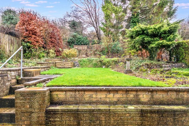 76 Five Stiles Road, Marlborough, Wiltshire, SN8 4BE 3